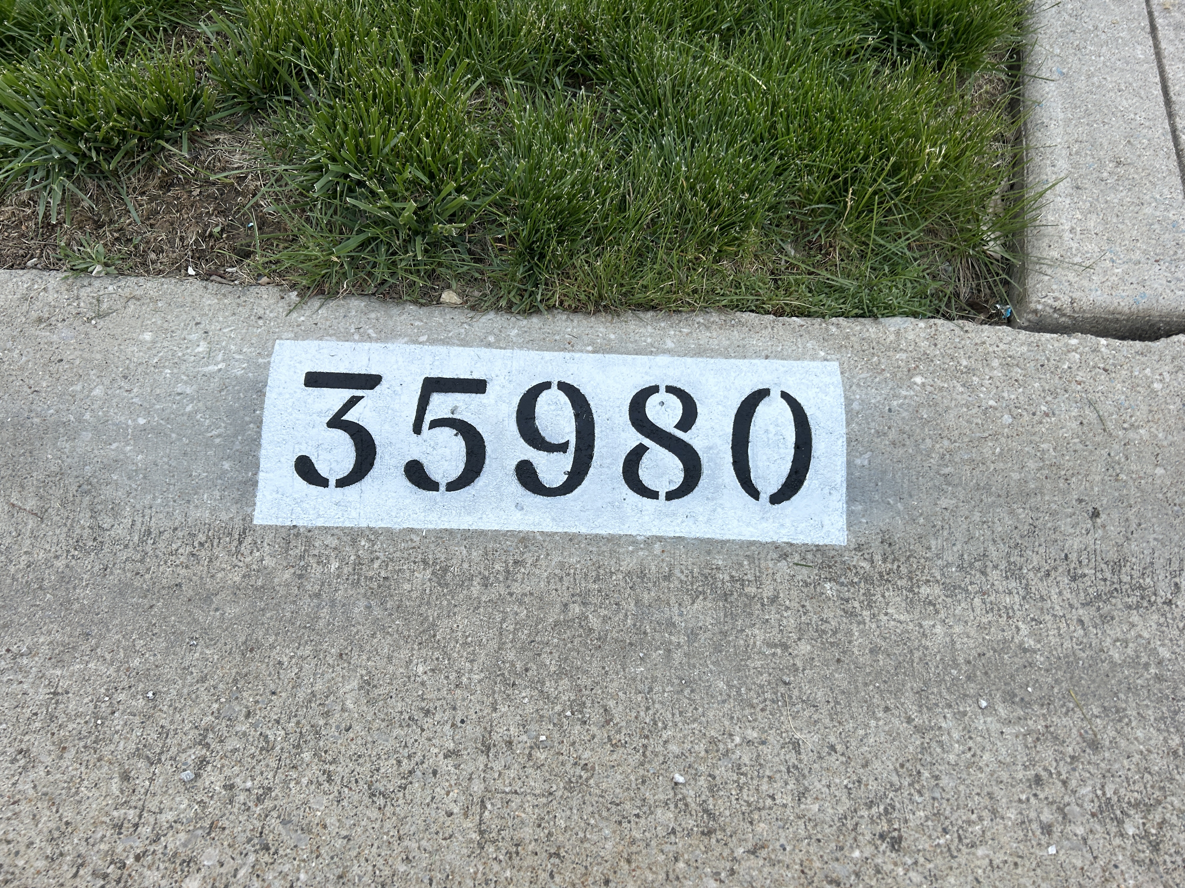 Curb painting example